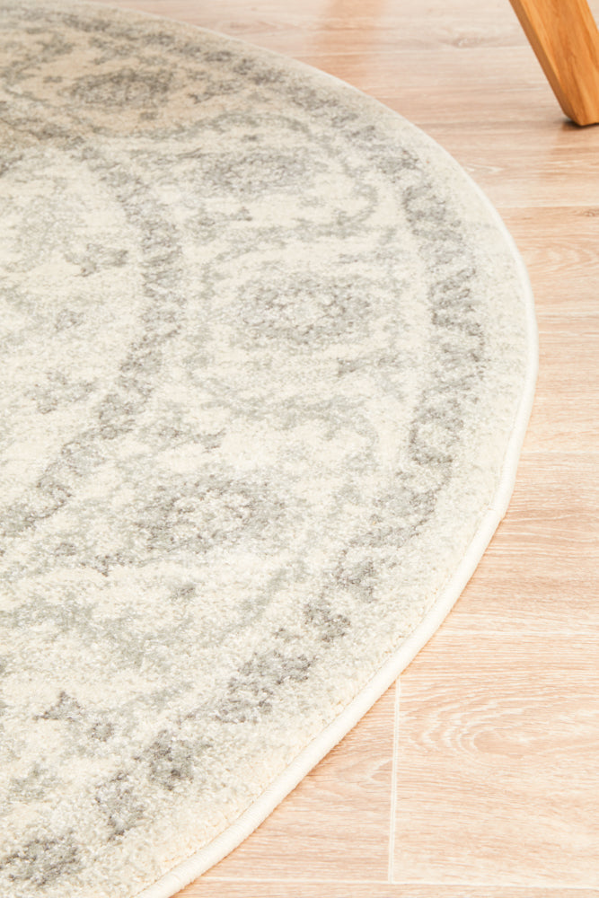 Summon Winter White Transitional Round Rug