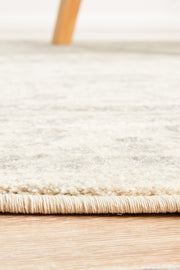 Summon Winter White Transitional Round Rug