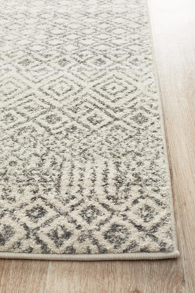 Summon Diamond Grey Transitional Runner Rug