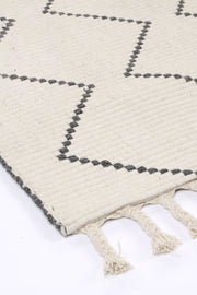 Leilani Diamond Tassel Cream Rug