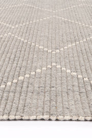 Leilani Diamond Tassel Grey Rug