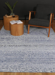 Zayna Cue Wool Blend Blue Rug