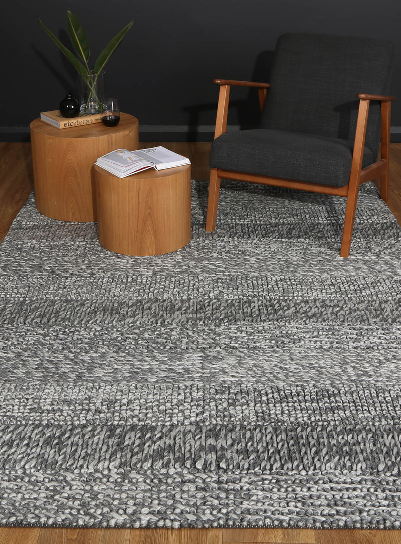 Zayna Grace Wool Blend Charcoal Rug
