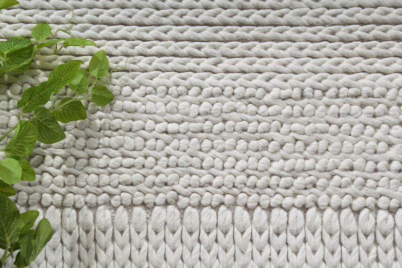 Zayna Grace Wool Blend White Rug