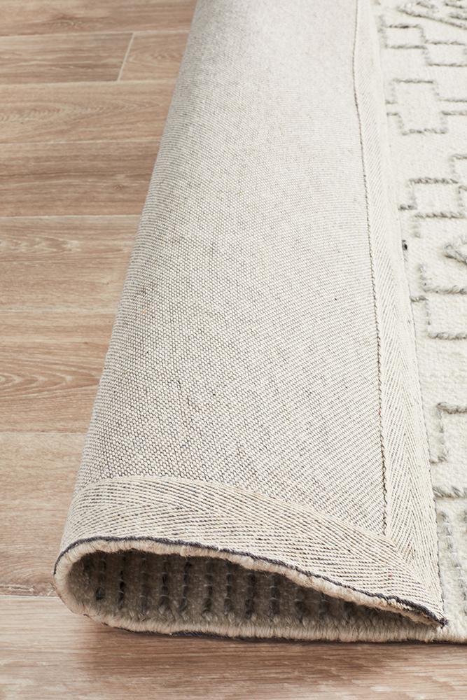 George EightOTwo Ivory Rug