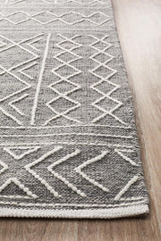 George EightOSeven Grey Rug
