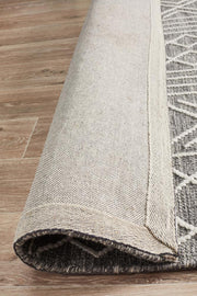 George EightOSeven Grey Rug