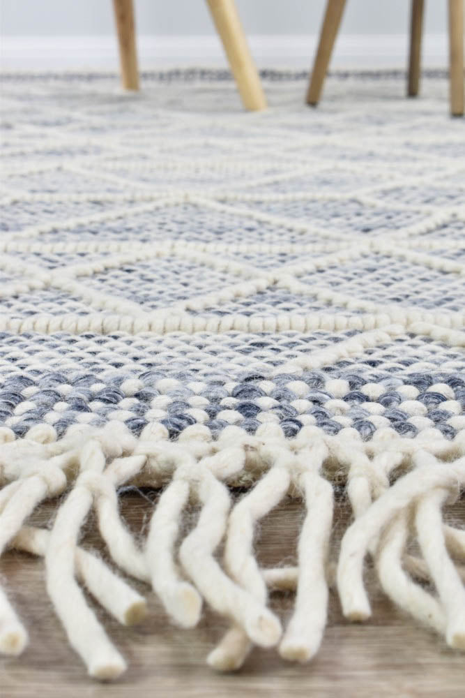 Albino Fringe Blue White Wool Rug