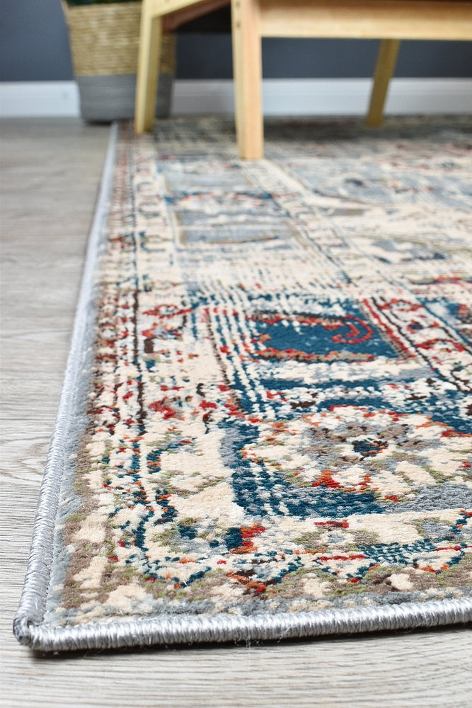 Ravers Traditional Grey Rug