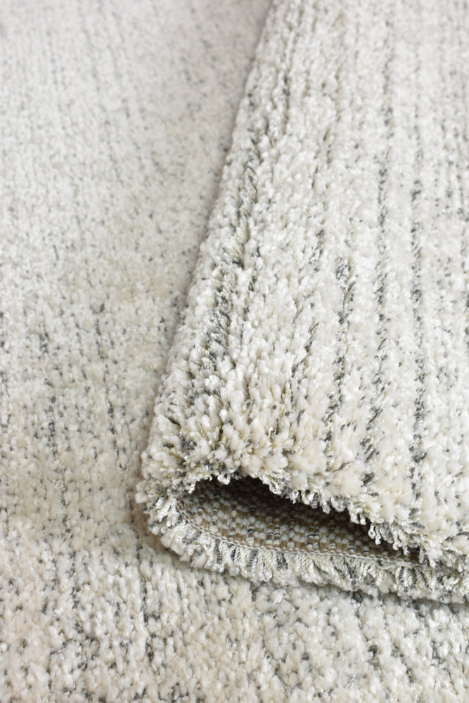 Scandinavian Shaggy Plain Cream Rug