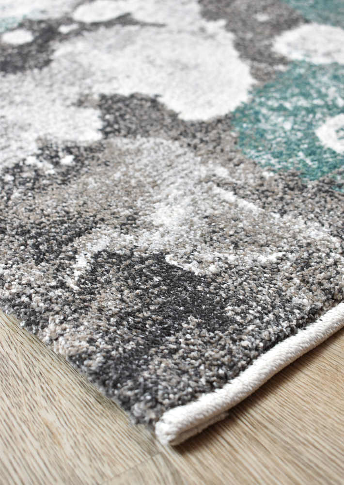 Broadway Madstone Green Rug