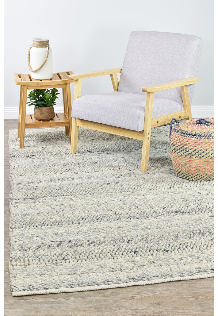 Normandy Ivory Wool Rug