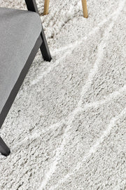 Cobi Lucky Shaggy Light Grey Rug