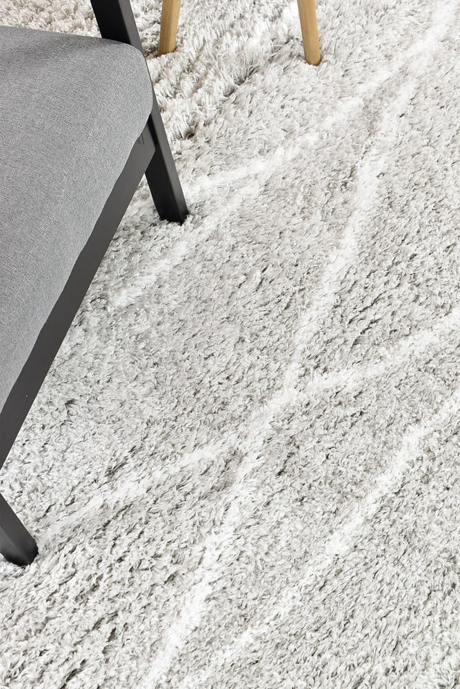 Cobi Lucky Shaggy Light Grey Rug