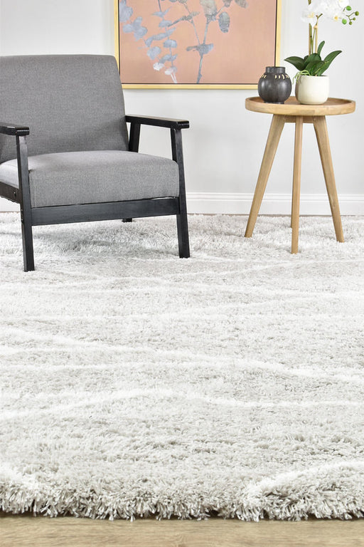 Cobi Lucky Shaggy Light Grey Rug