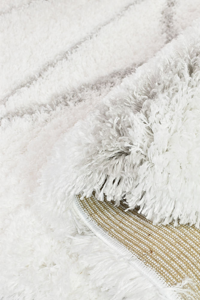 Cobi Lucky Shaggy White Rug