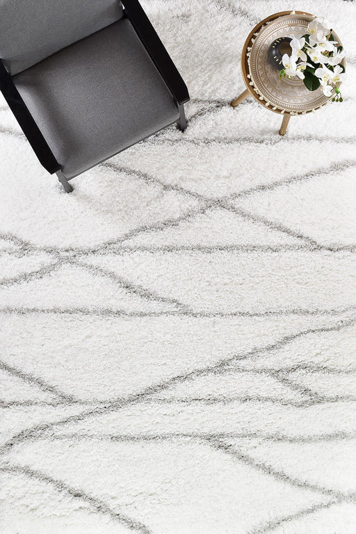 Cobi Lucky Shaggy White Rug