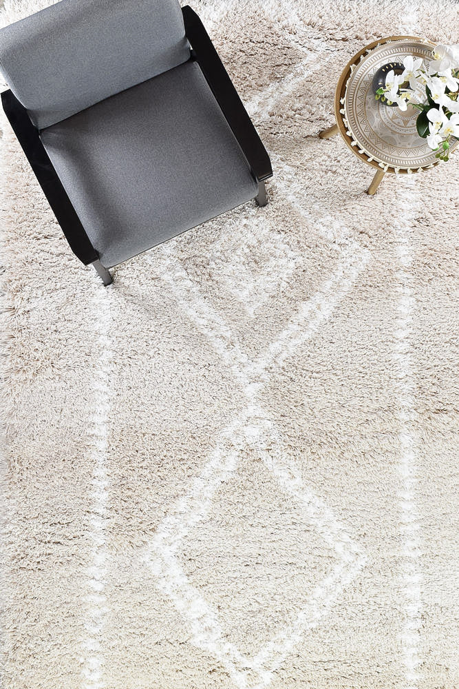 Cobi Madstone Shaggy Beige Rug