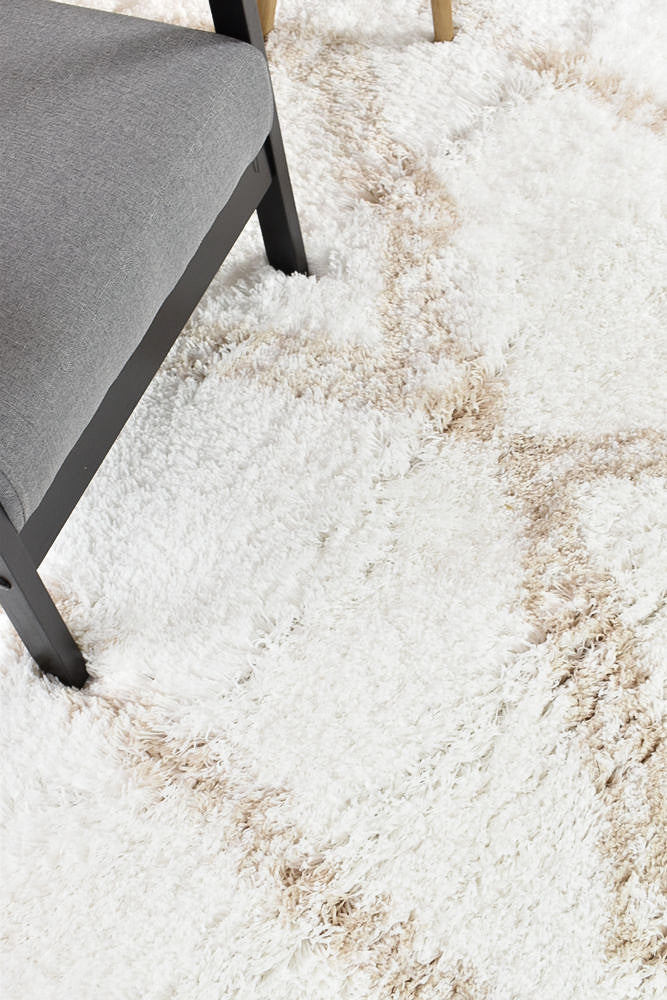 Cobi Madstone Shaggy Beige White Rug