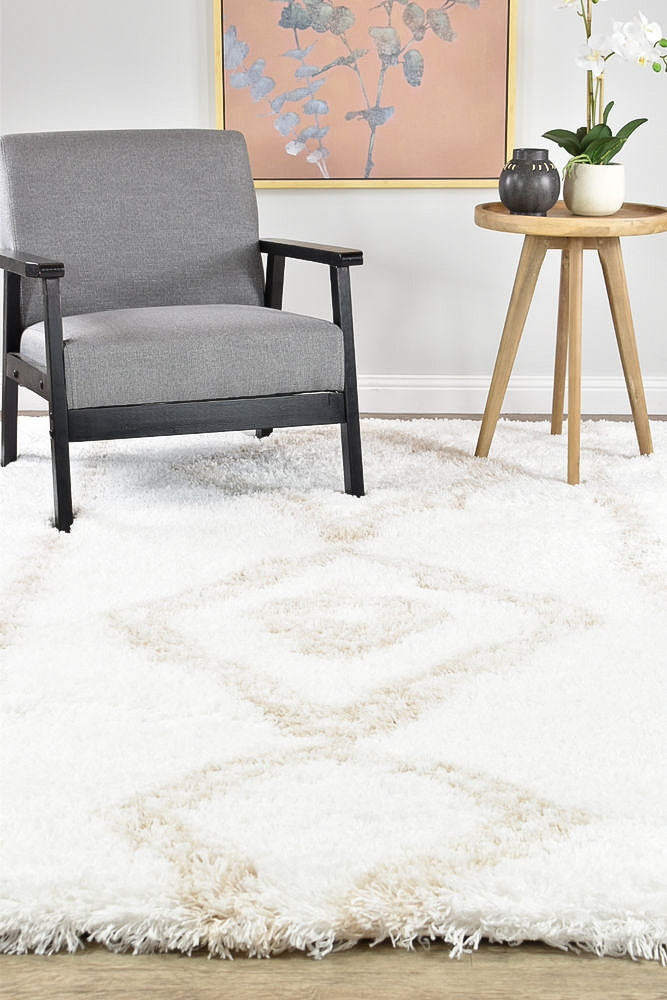 Cobi Madstone Shaggy Beige White Rug