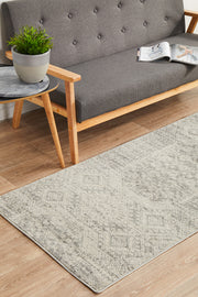 Zelda Silver Grey Runner Rug