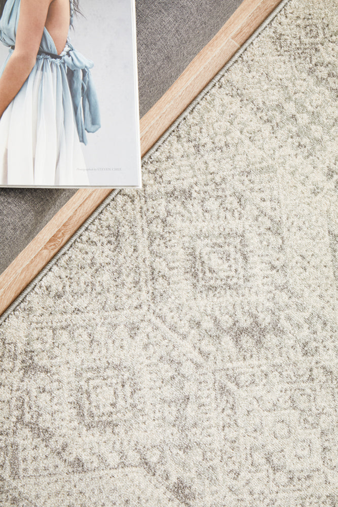 Zelda Silver Grey Runner Rug