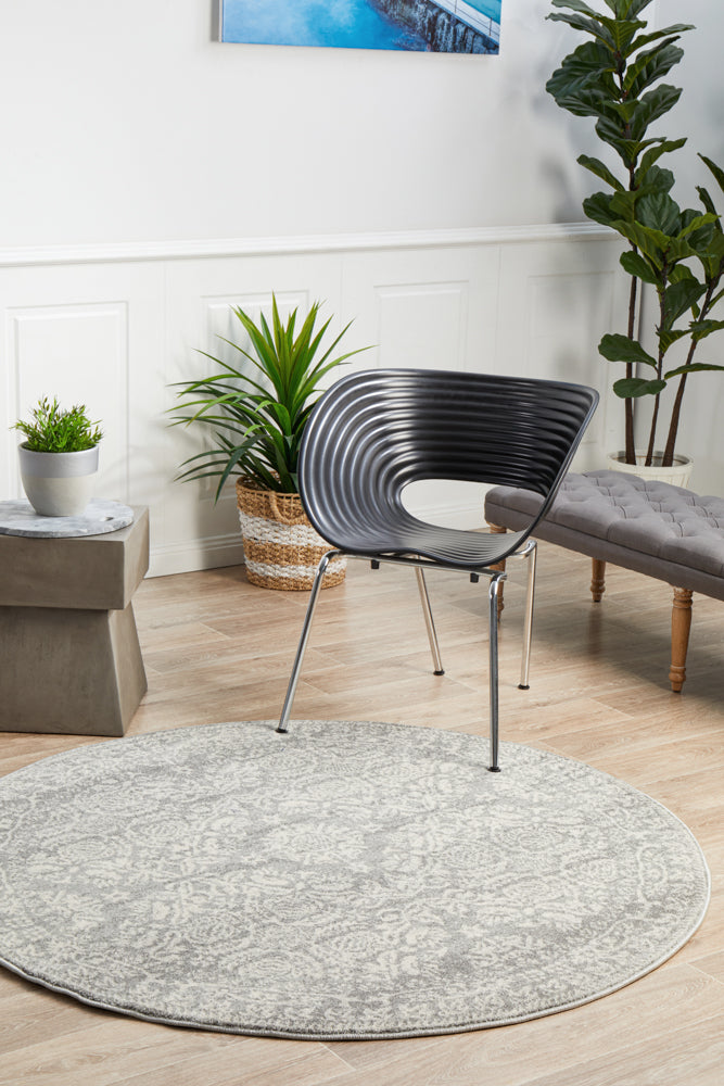 Gwyneth Stunning Transitional Silver Round Rug