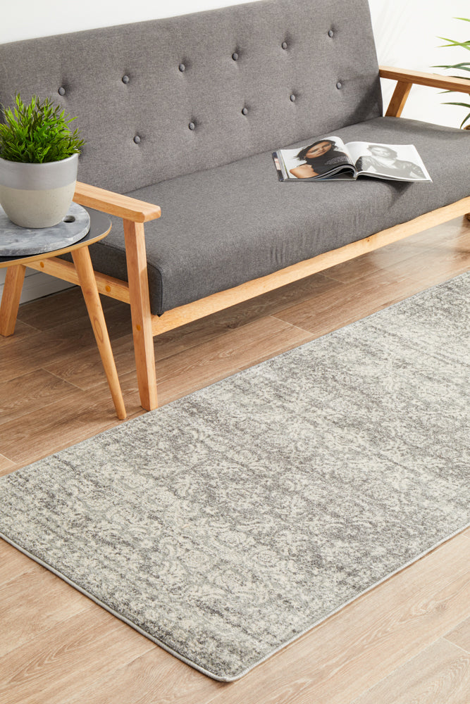 Gwyneth Stunning Transitional Silver Runner Rug