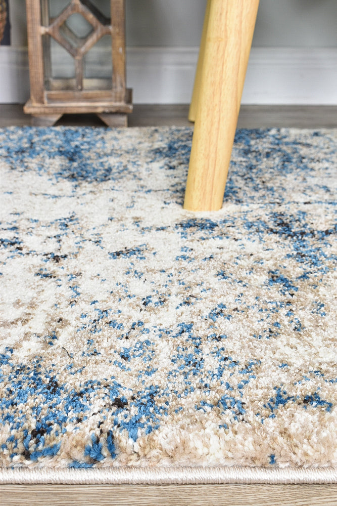 Pompon Tress White Blue Runner Rug