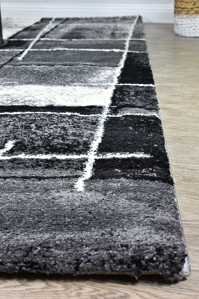 Pompon Verge Grey Black Rug