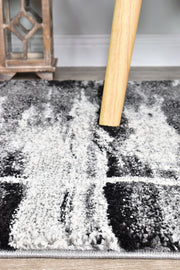 Pompon Crest Grey Runner Rug