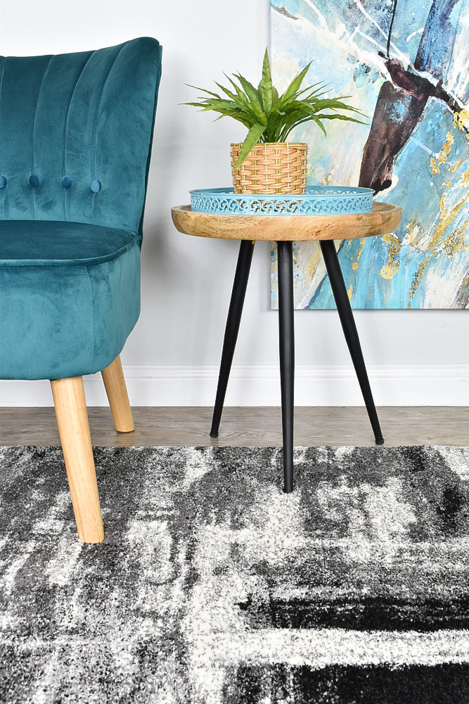 Pompon Crest Grey Runner Rug