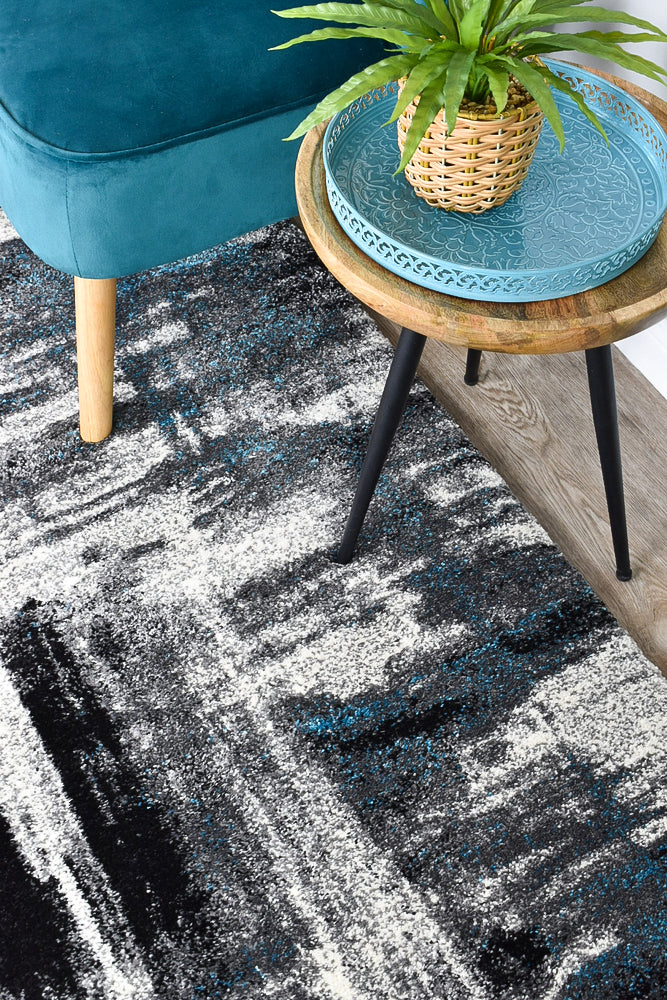 Pompon Crest Grey Turquoise Runner Rug