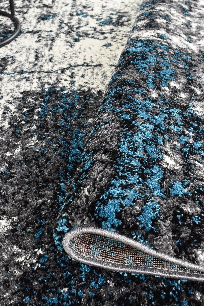 Pompon Tress White Turquoise Rug