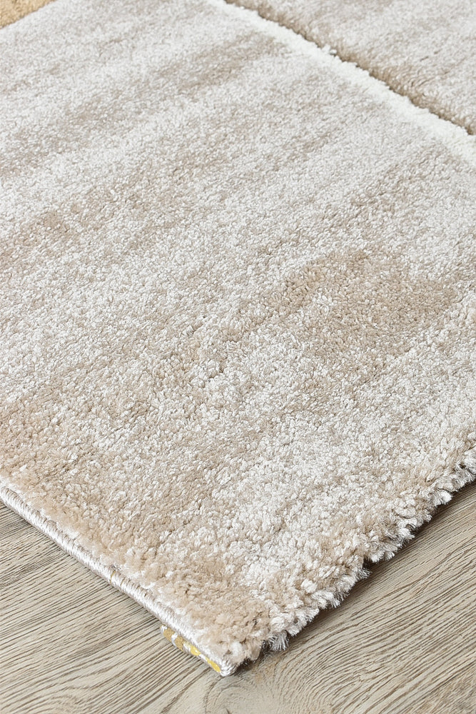 Pompon Fluff Beige Rug