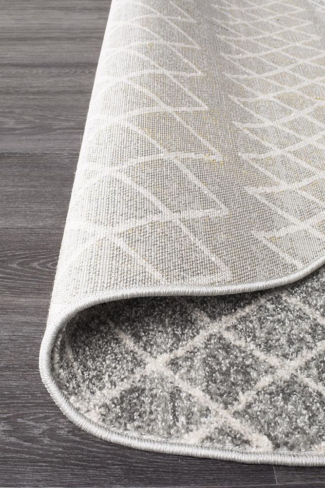 Gynama Grey Rustic Tribal Round Rug