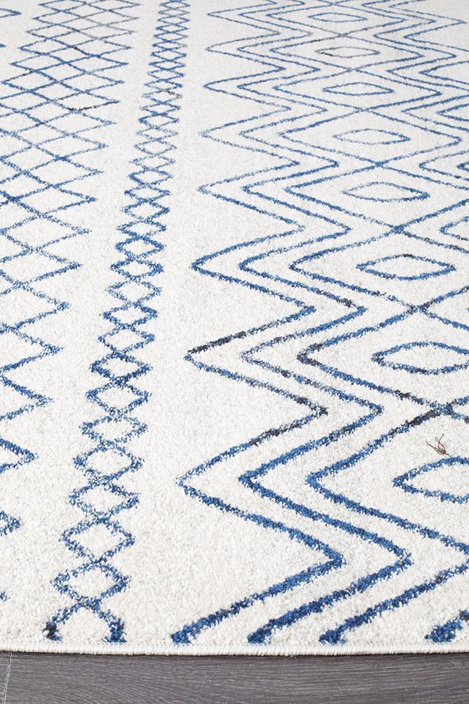 Gynama White Blue Rustic Tribal Rug
