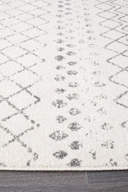 Gynama White Grey Tribal Rug