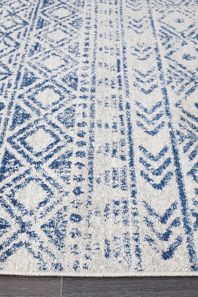 Gynama White Blue Rustic Rug