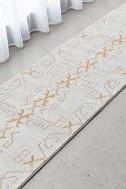 Elysium Scalar Gold Runner Rug