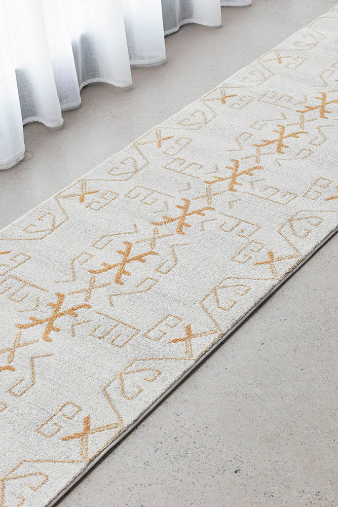 Elysium Scalar Gold Runner Rug