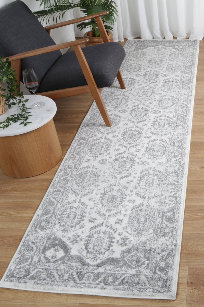 Colony White Grey Border Rug