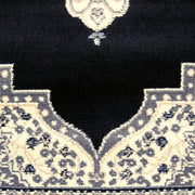 Medori Mettle Black Rug