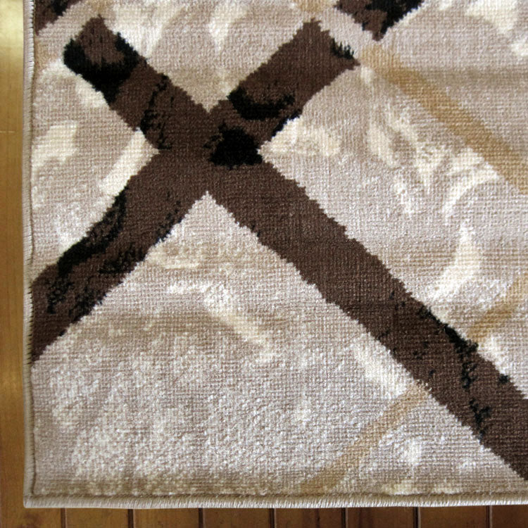 Medori Maroon Beige Runner Rug