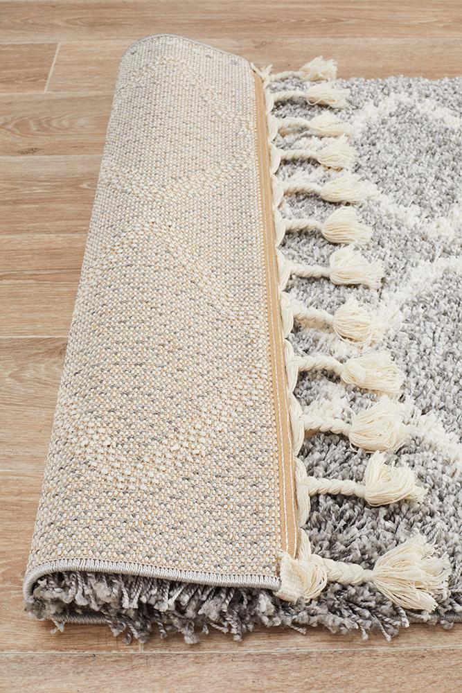 Xanthous Silver Runner Rug