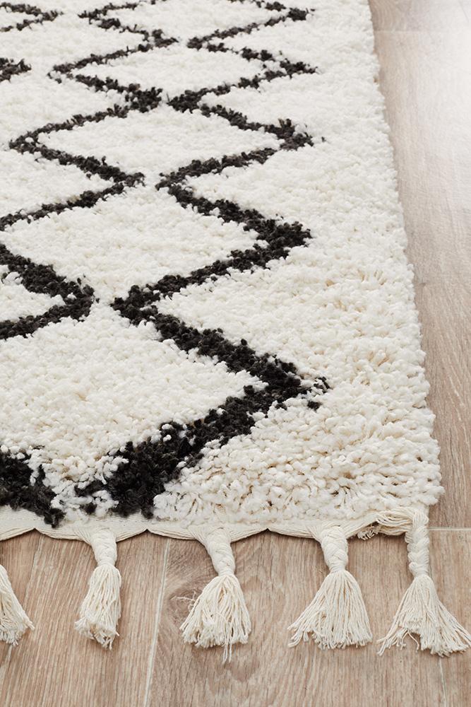 Xanthous White Runner Rug