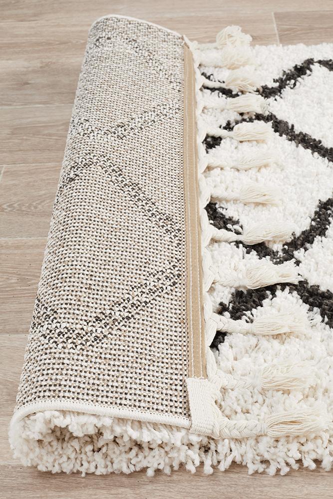 Xanthous White Runner Rug