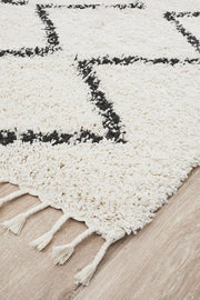 Xanthous White Rug
