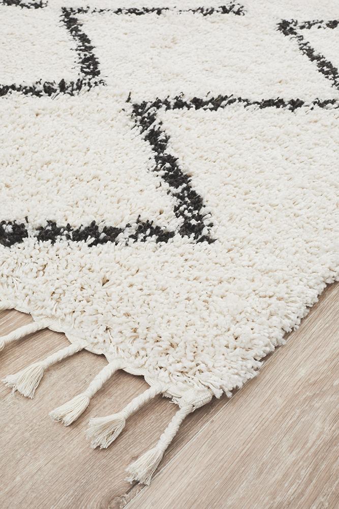 Xanthous White Rug