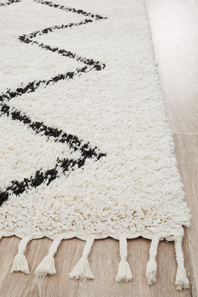Xanthous White Rug